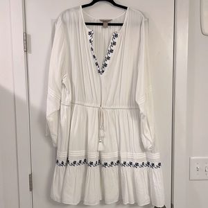H&M Long sleeve white dress with blue floral design